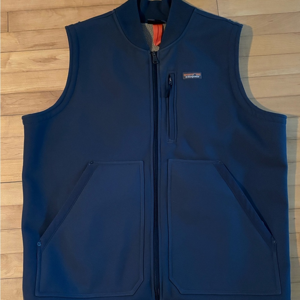 Patagonia Men's Dark Blue Workwear Vest